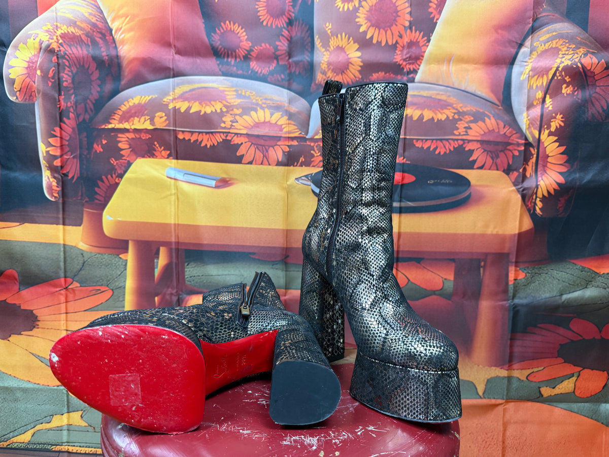 SHOES