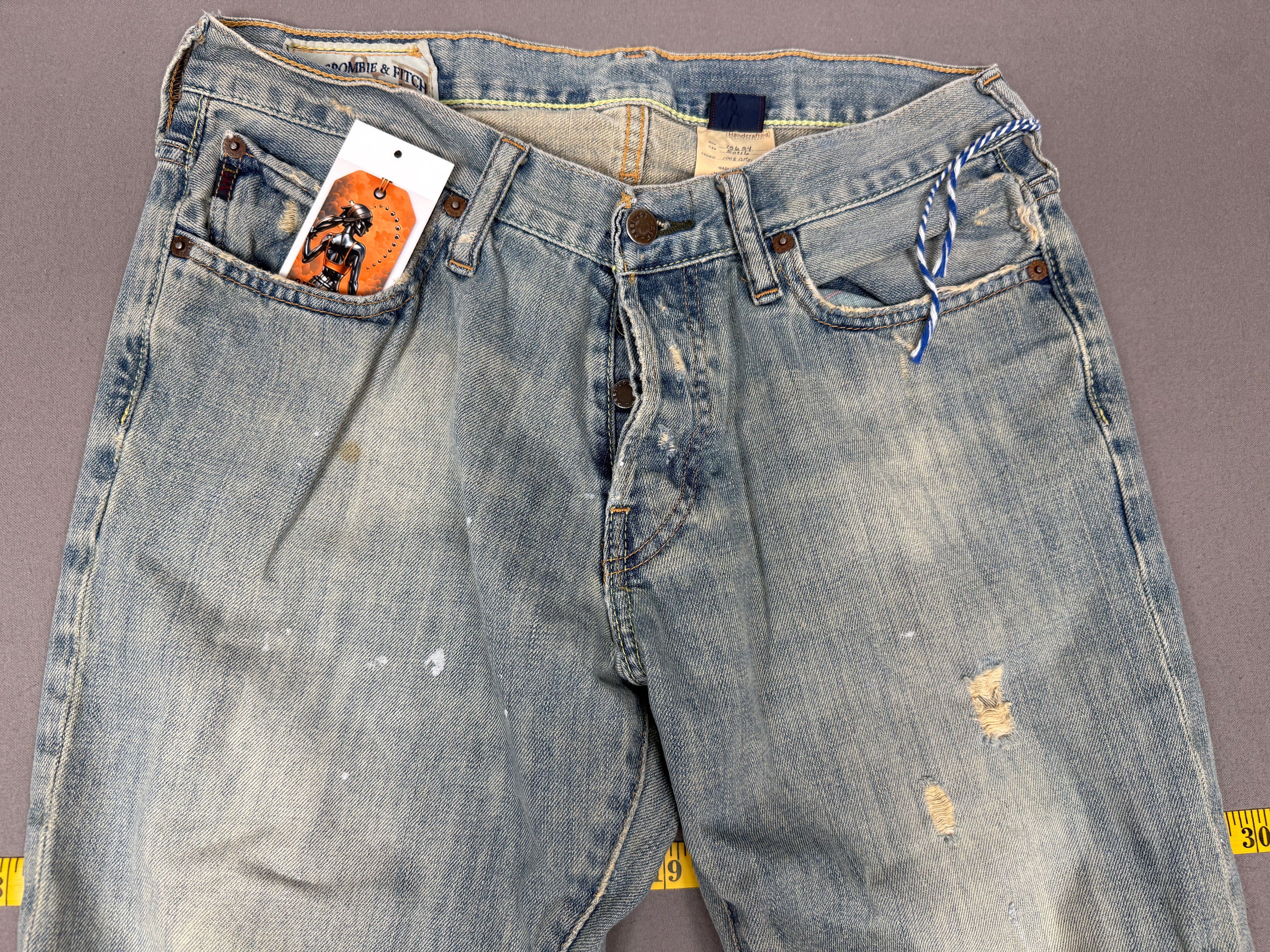 Vintage Abercrombie & Fitch low-rise bootcut jeans in classic blue denim 30X30