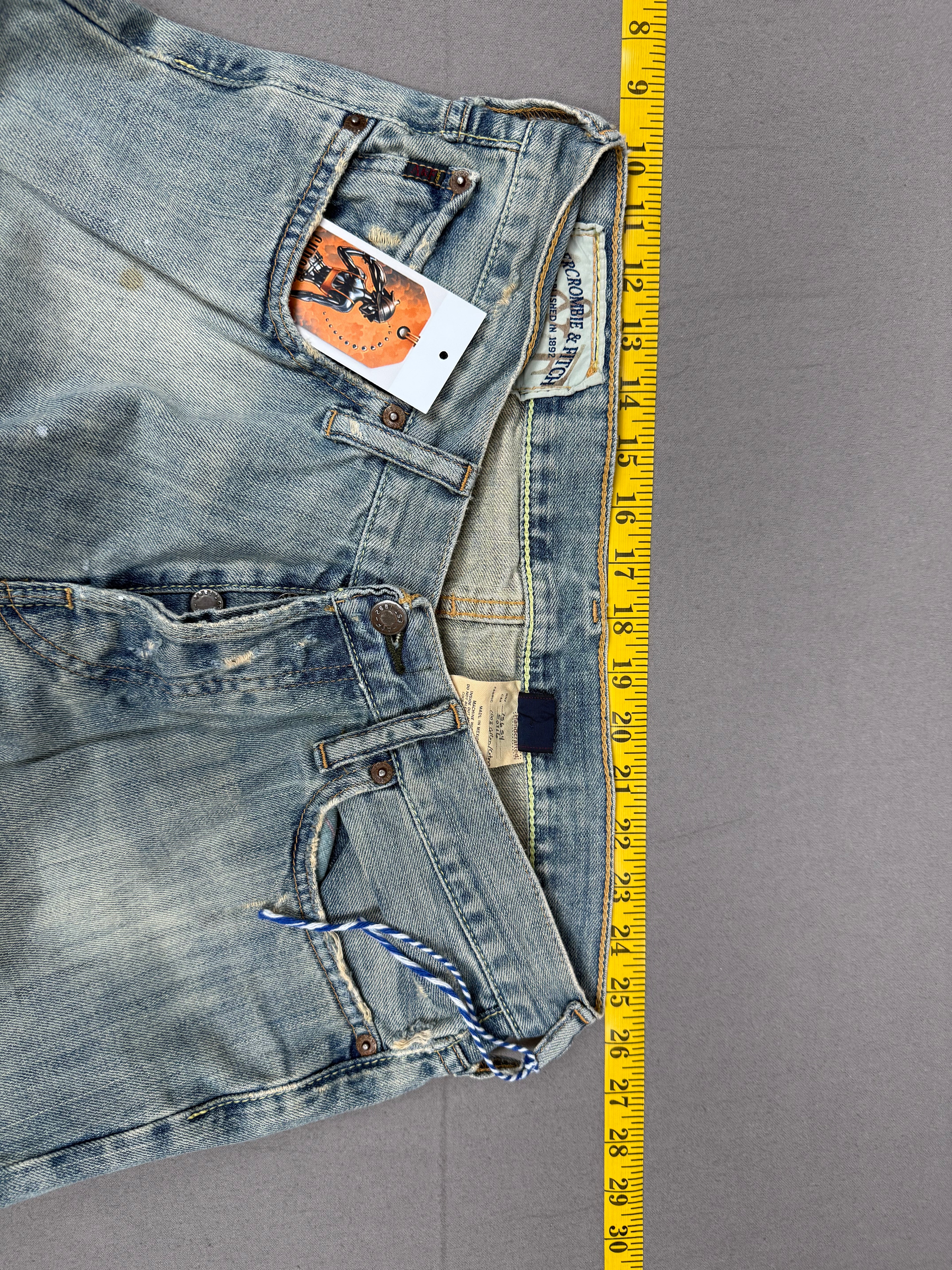 Vintage Abercrombie & Fitch low-rise bootcut jeans in classic blue denim 30X30