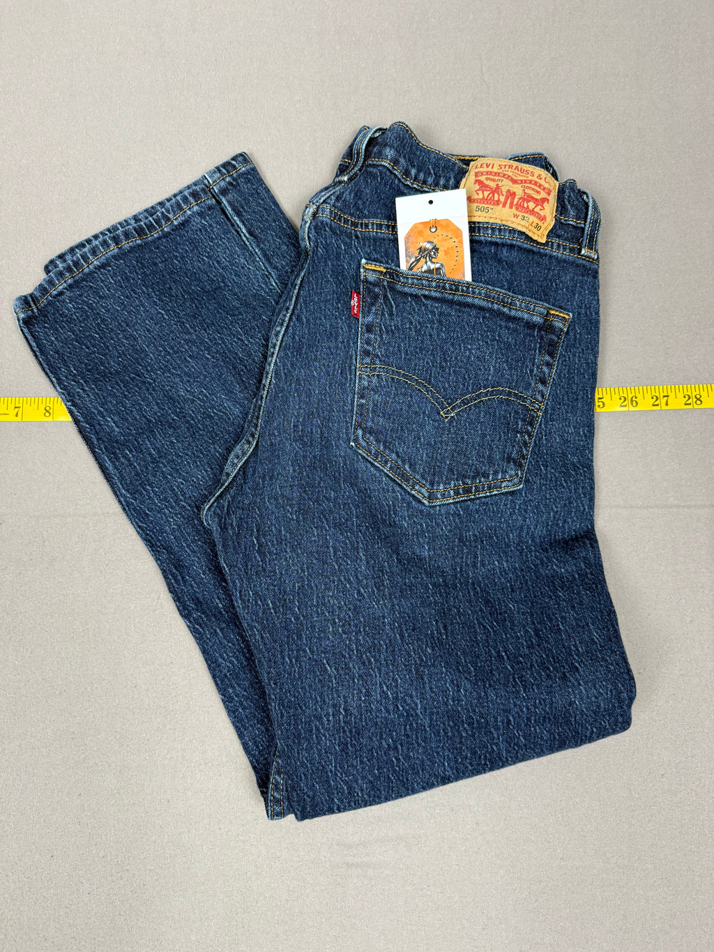 Levi’s – Model: 505 – Regular Straight-Leg Jeans – Size: 32 × 30