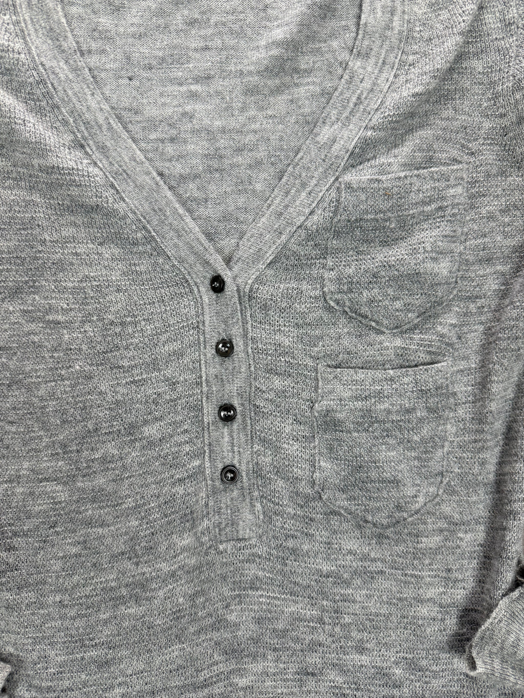 Wallace – Heather Gray V-Neck Thermal-Knit Sweater – Size: Small – Color: Heather Gray