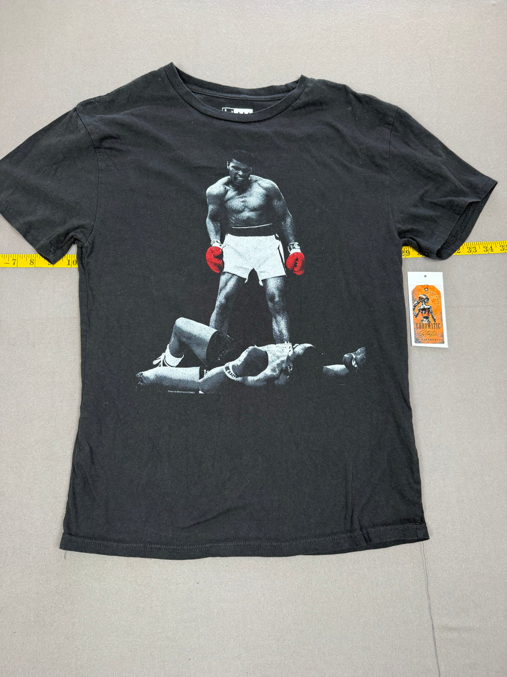 Muhammad Ali Vintage-Inspired Graphic T-Shirt
