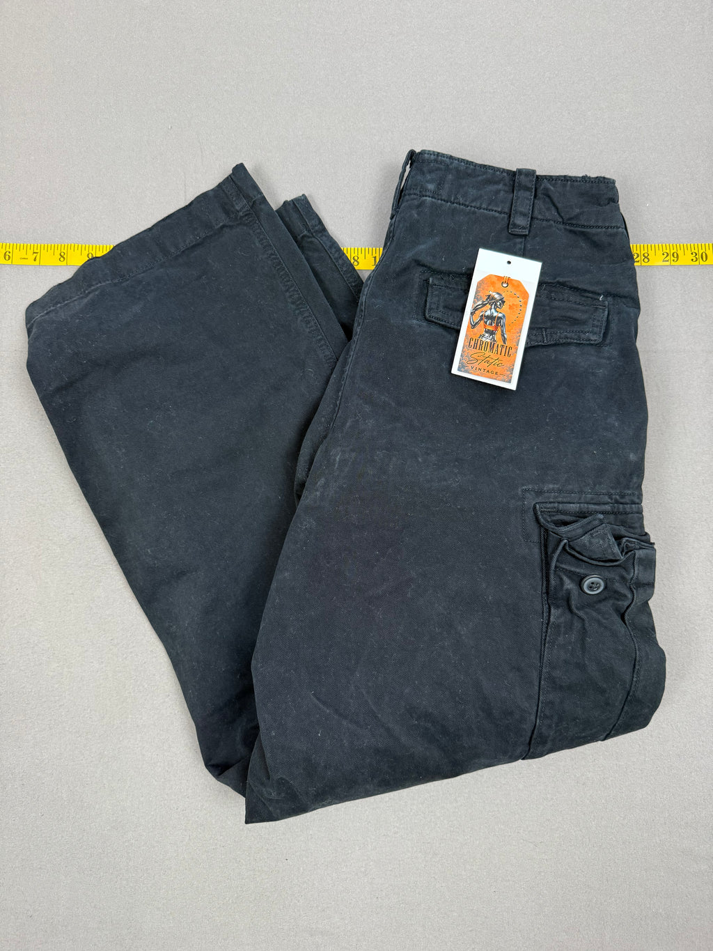 Abercrombie & Fitch Vintage-Inspired Baggy Cargo Pants