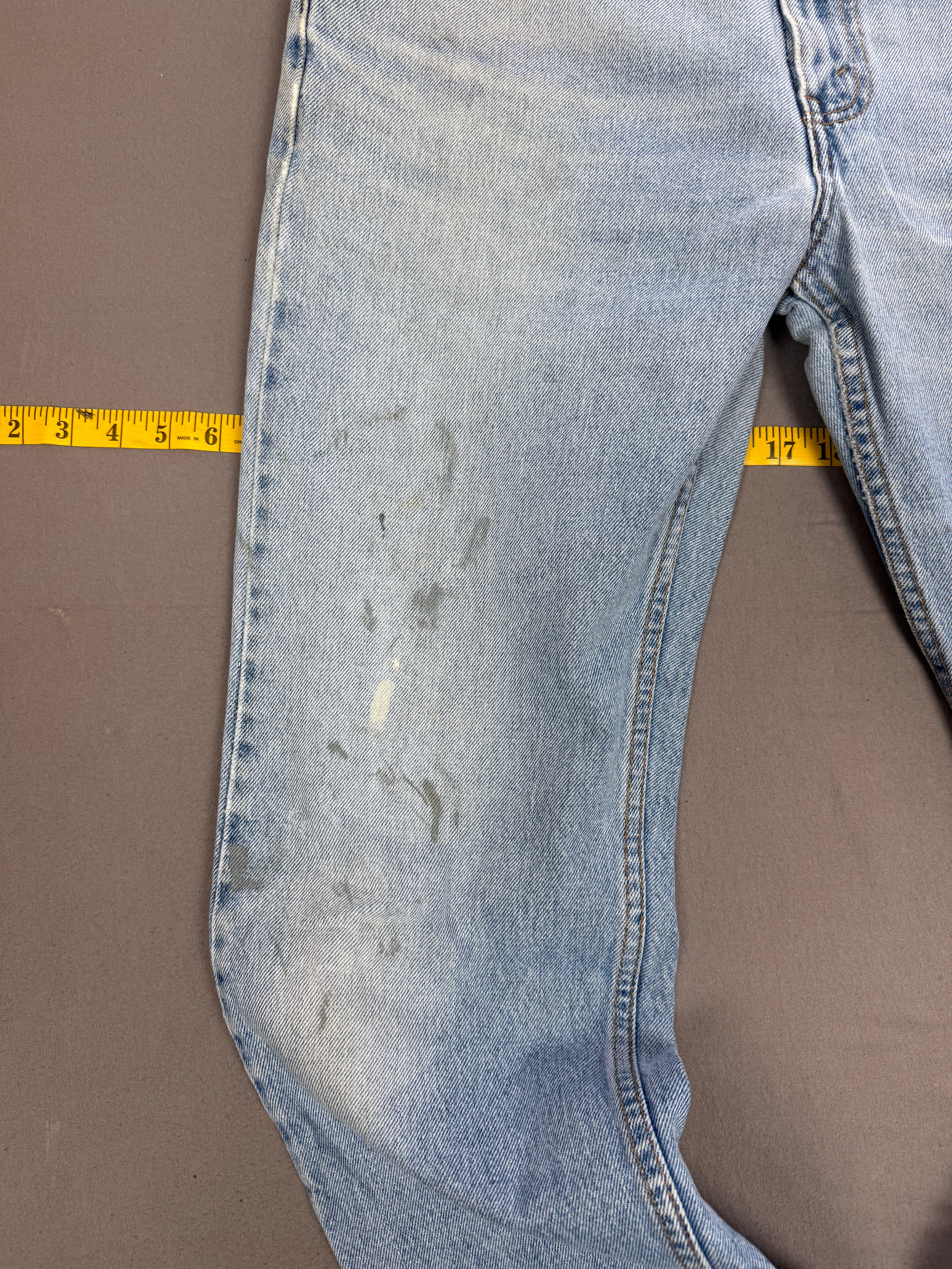 Vintage Levi’s 505 Light Wash Denim Jeans Made in Canada