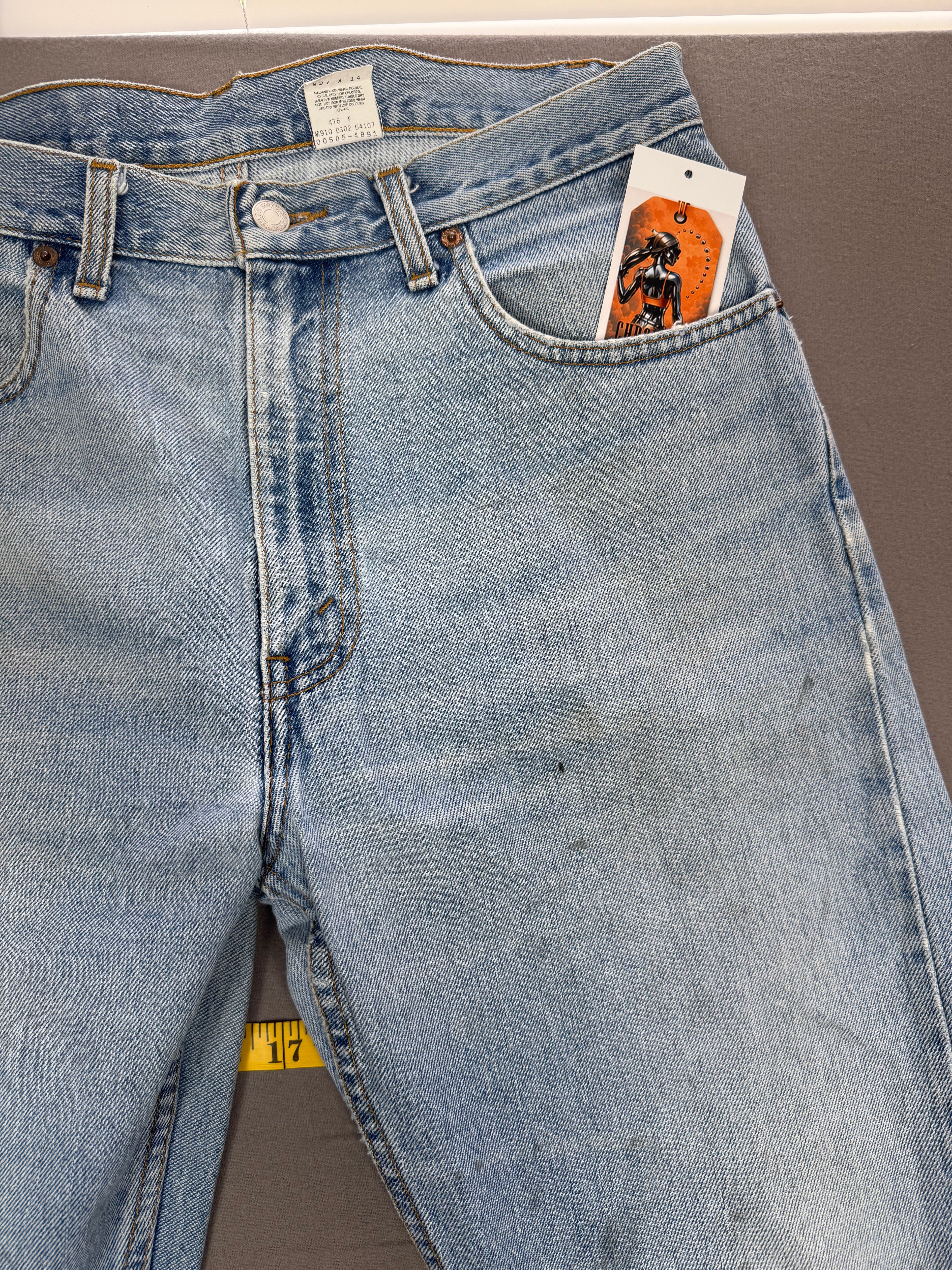 Vintage Levi’s 505 Light Wash Denim Jeans Made in Canada