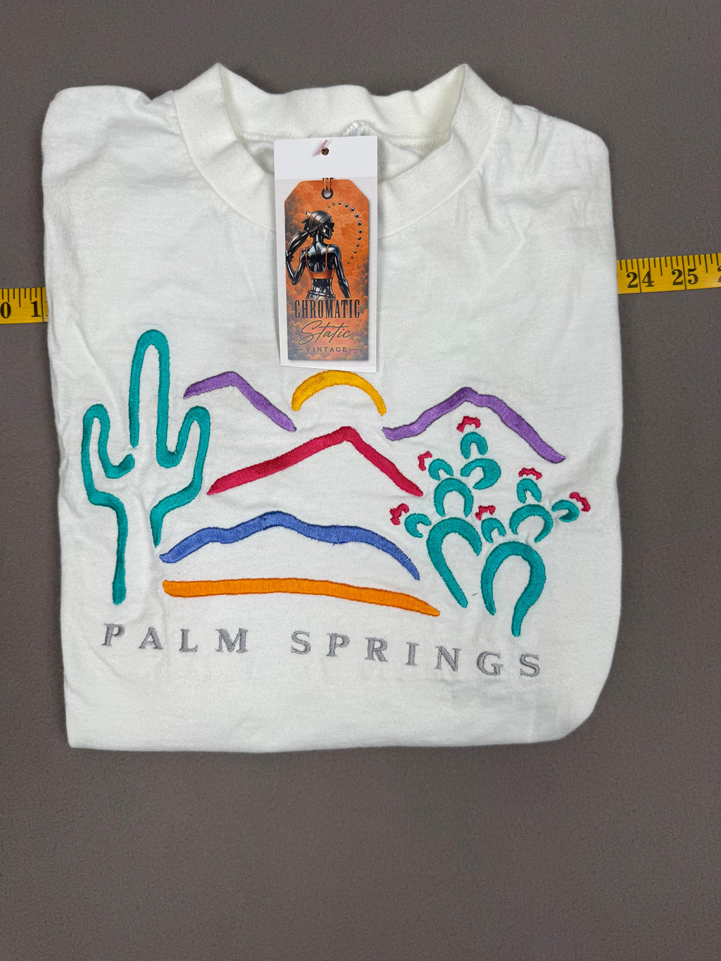 Crazy Shirts Hawaii Vintage Palm Springs Graphic Long-Sleeve T-Shirt Large