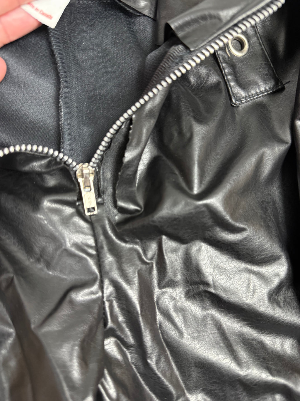 Y2K SUPI STROLL Black Faux Leather Belted Flare Pants – Early 2000s