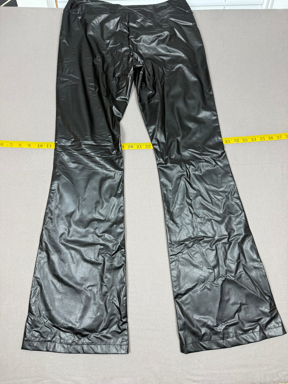 Y2K SUPI STROLL Black Faux Leather Belted Flare Pants – Early 2000s