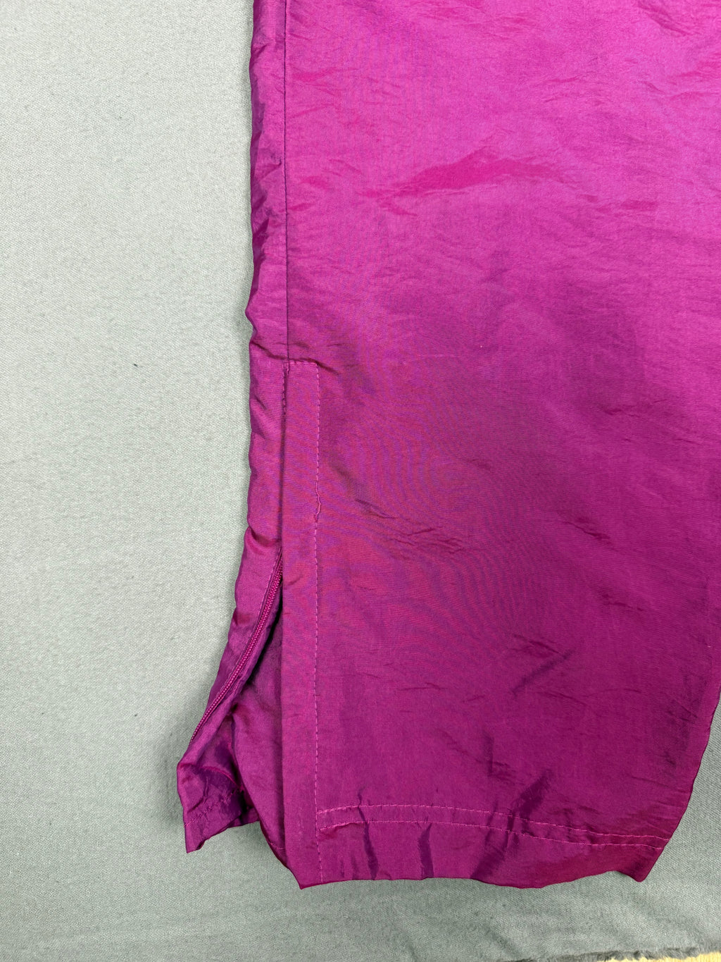 Vintage Catalina Petite Fuchsia Shiny Nylon Track Pants – Side-Zip – Small Petite