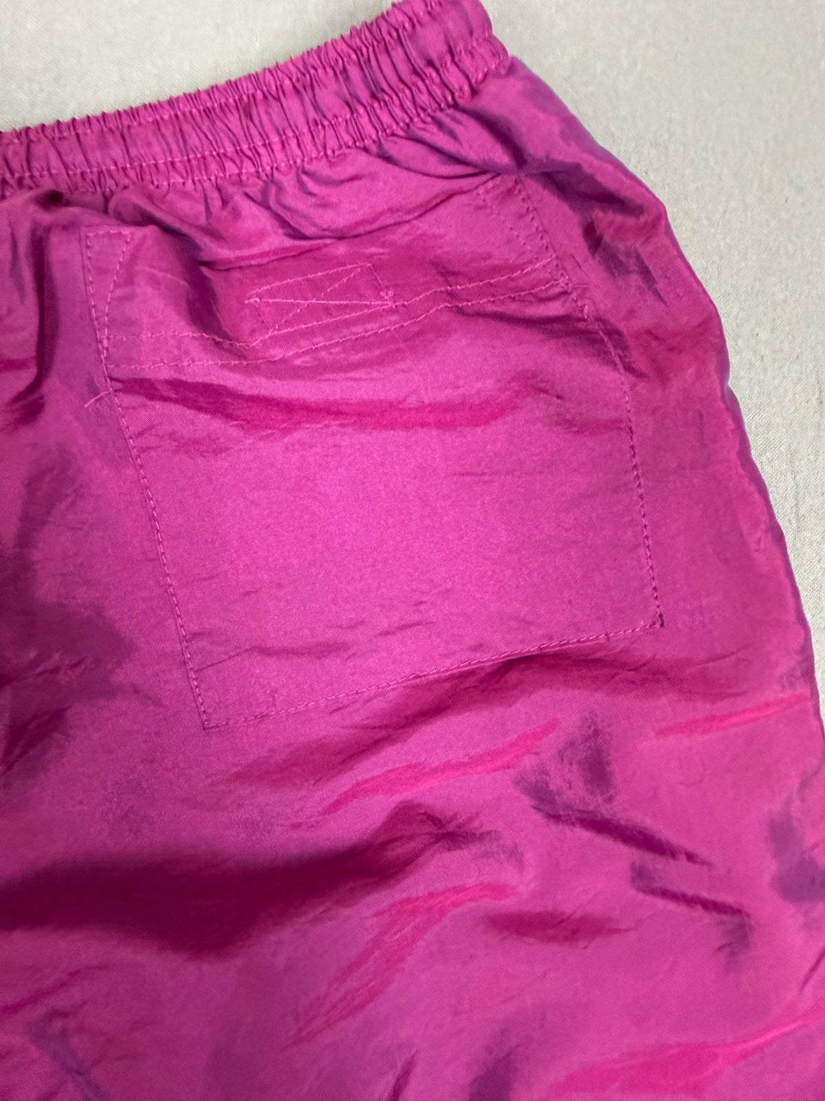 Vintage Catalina Petite Fuchsia Shiny Nylon Track Pants – Side-Zip – Small Petite