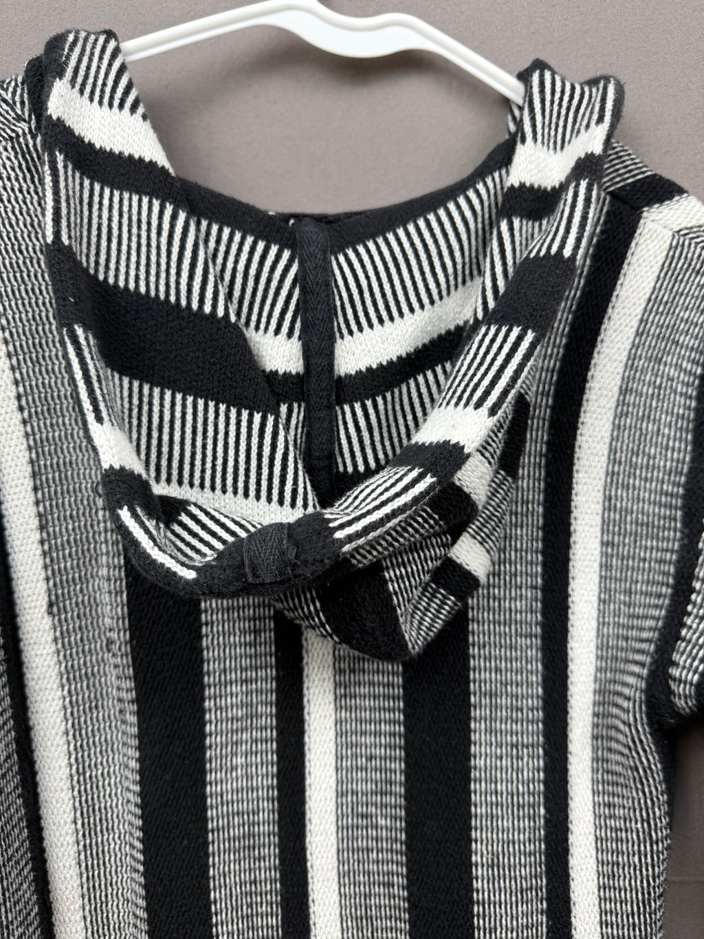 Vintage-Inspired Black & White Hooded Poncho
