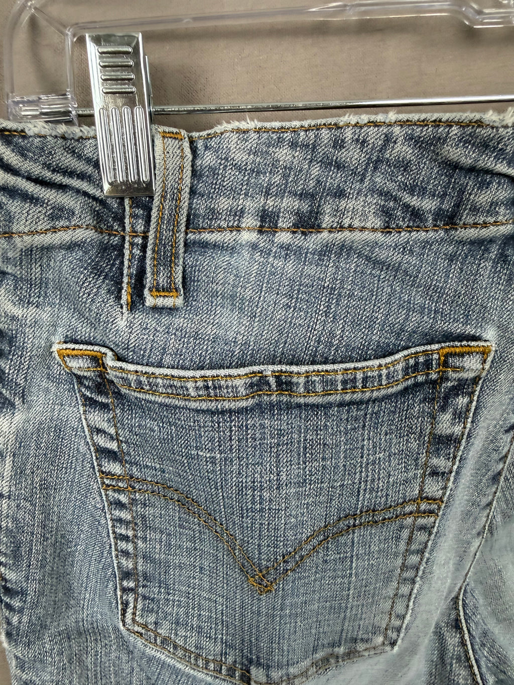 Vintage-Inspired Levi’s Low-Rise Flare Denim Jeans