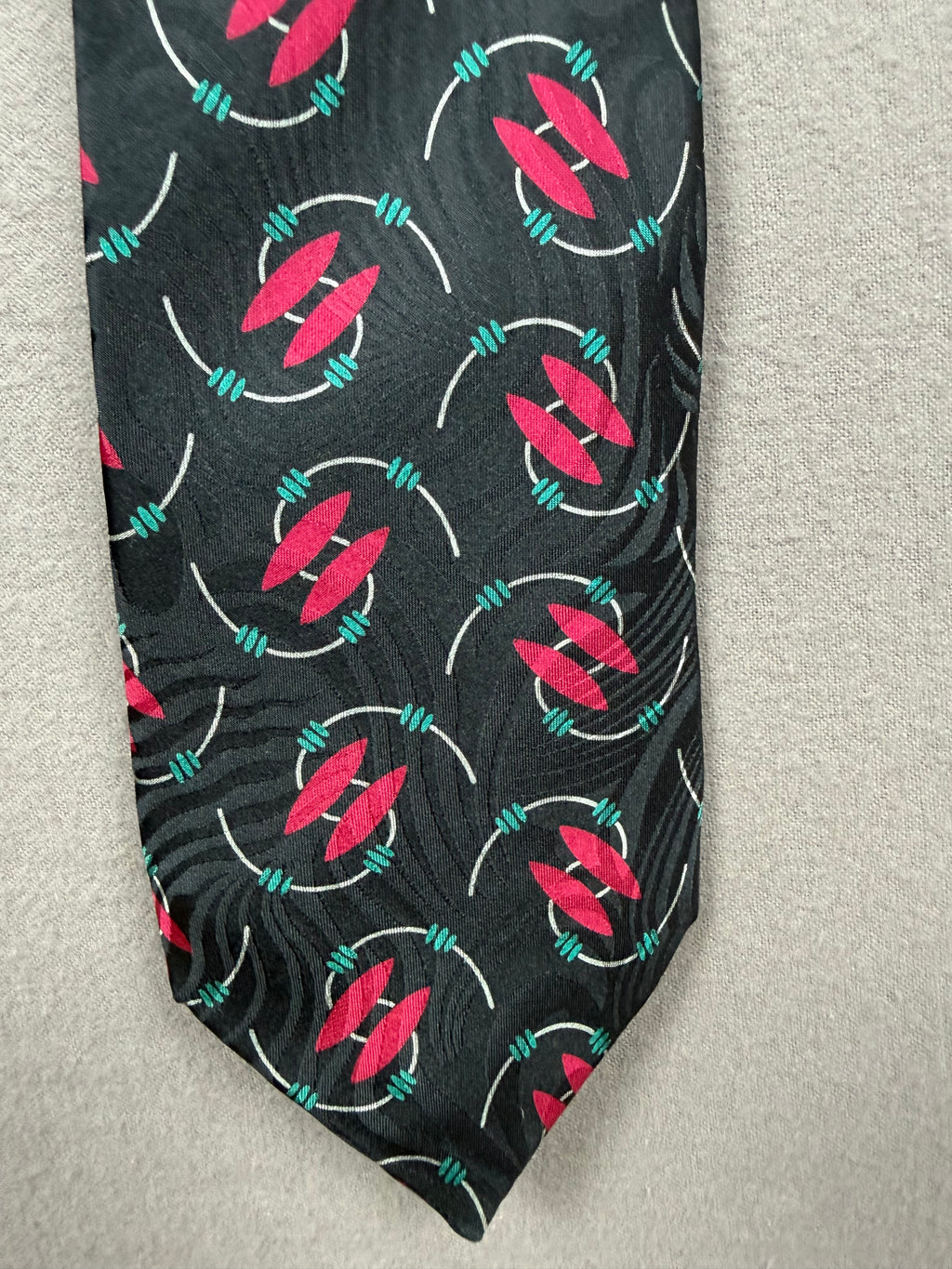 Vintage Prima Italy Black & Red Necktie – 100% Polyester