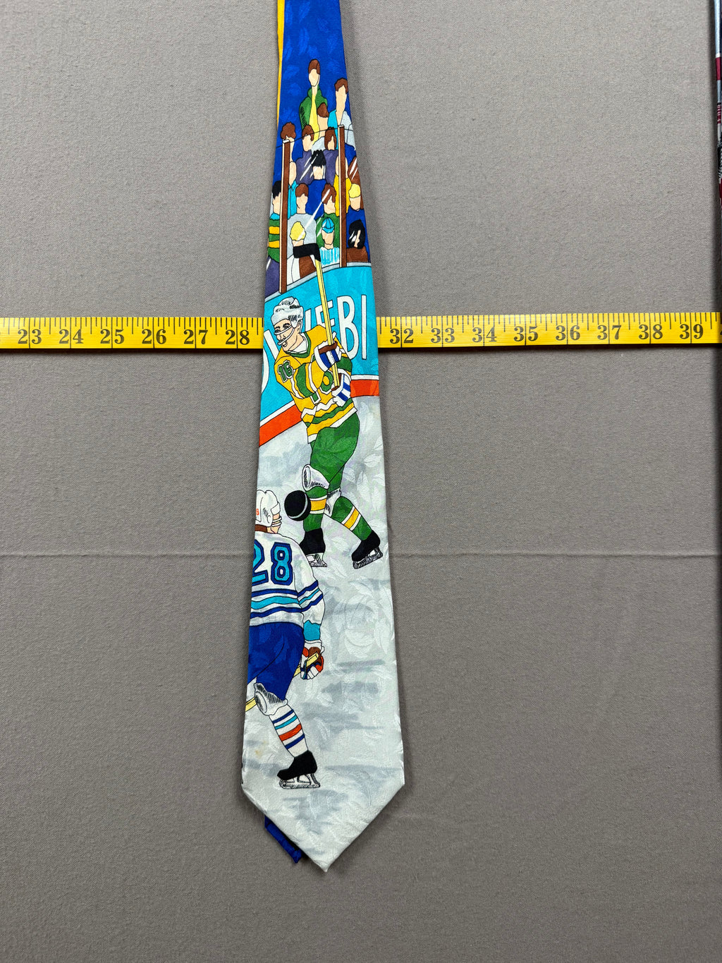 Vintage 1992 Nicole Miller Hockey Theme 100% Silk Necktie – Hand Sewn – 56"