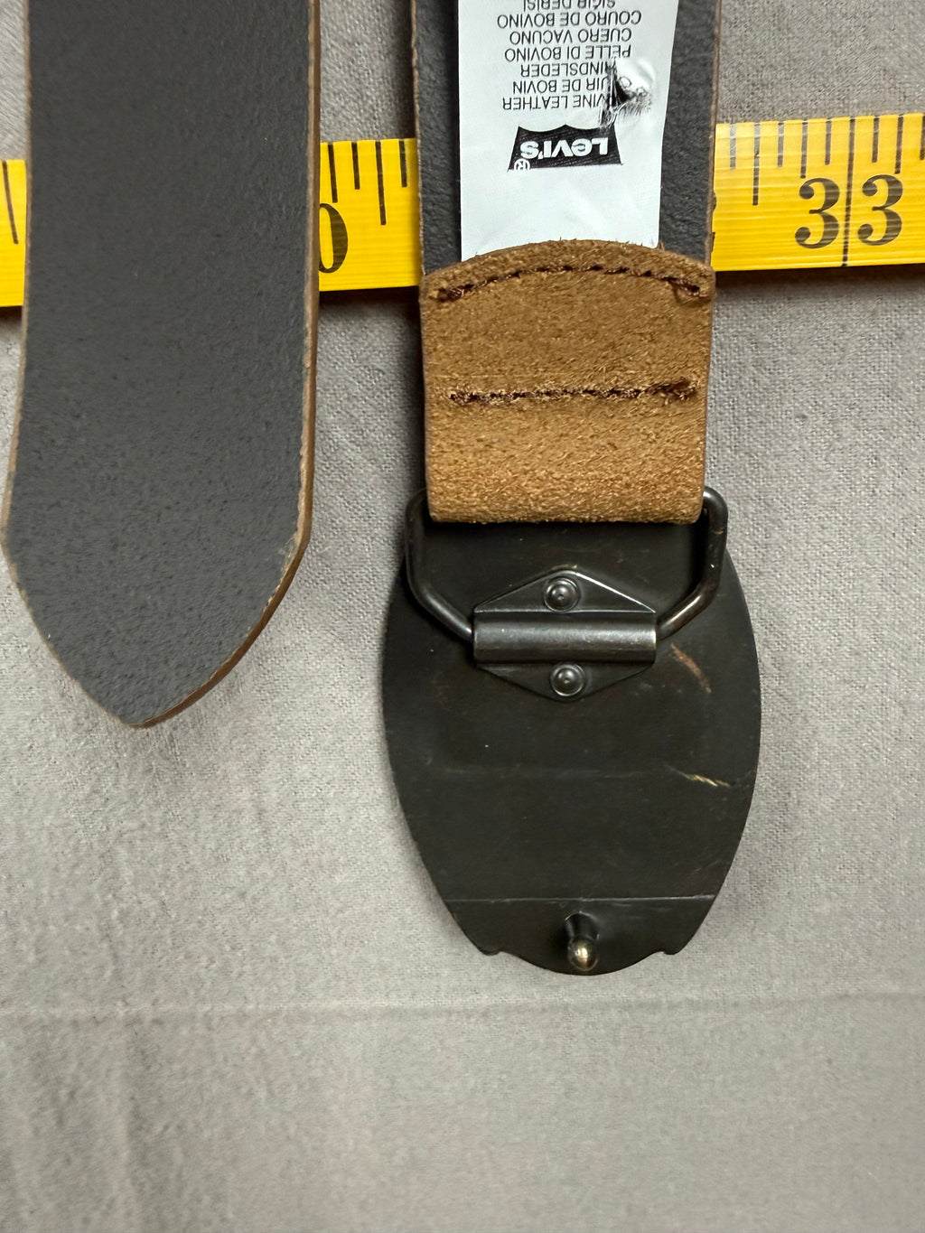 Levi’s Billy Plaque Brown Leather Belt – Size 80/32