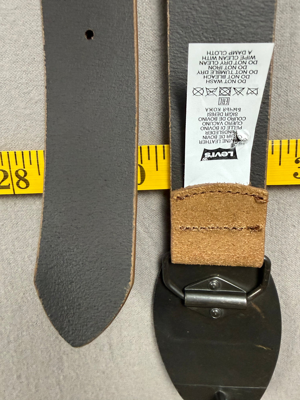 Levi’s Billy Plaque Brown Leather Belt – Size 80/32