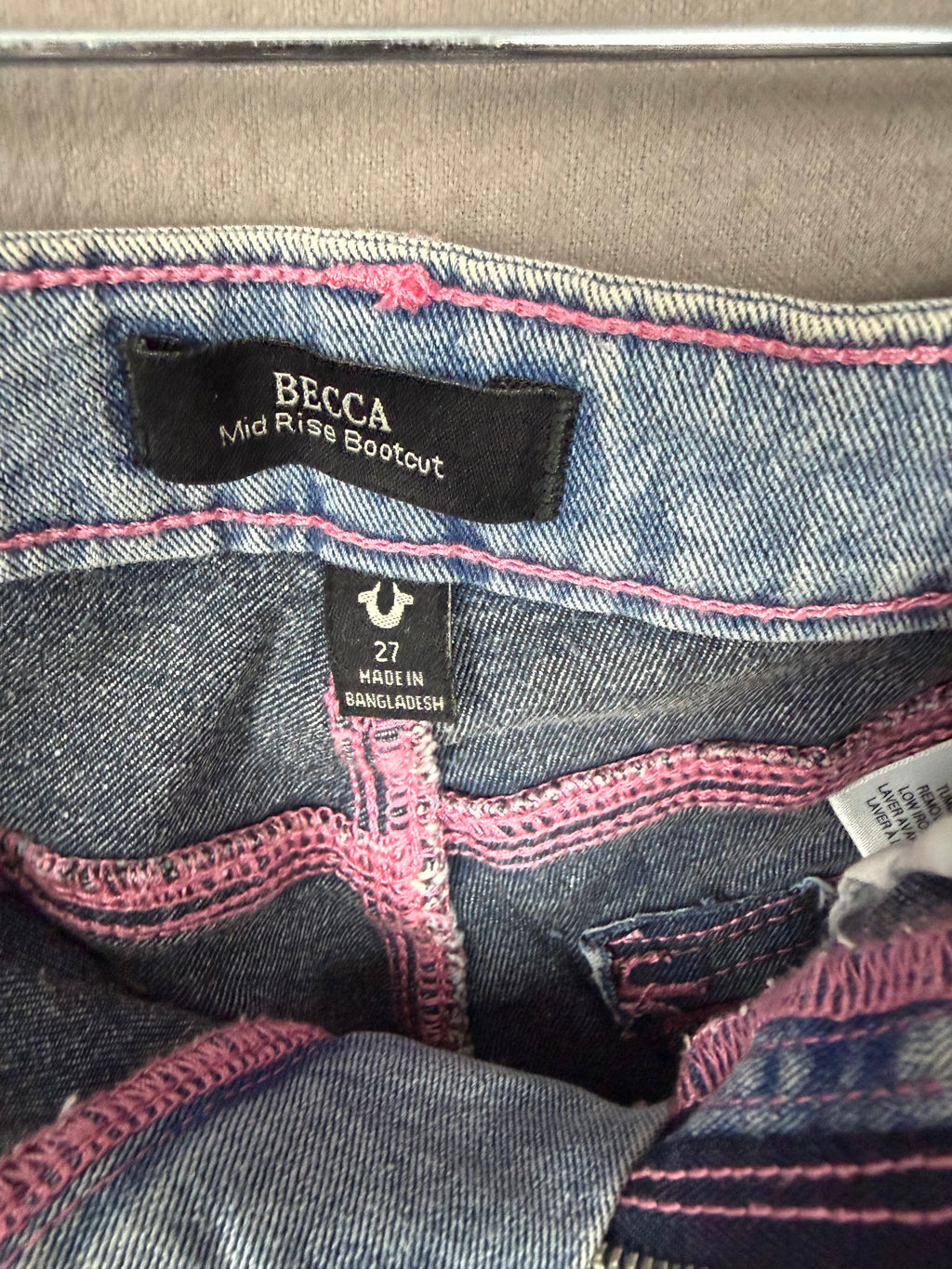 NWT True Religion Becca Big T Mid-Rise Bootcut Jeans