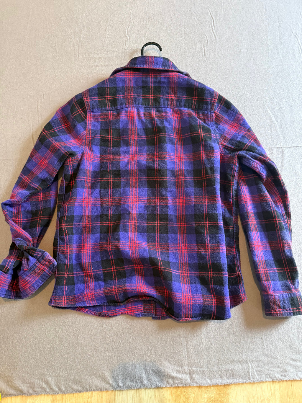 L.L.Bean Purple Red Black Plaid Flannel Button-Up Shirt – Relaxed Fit