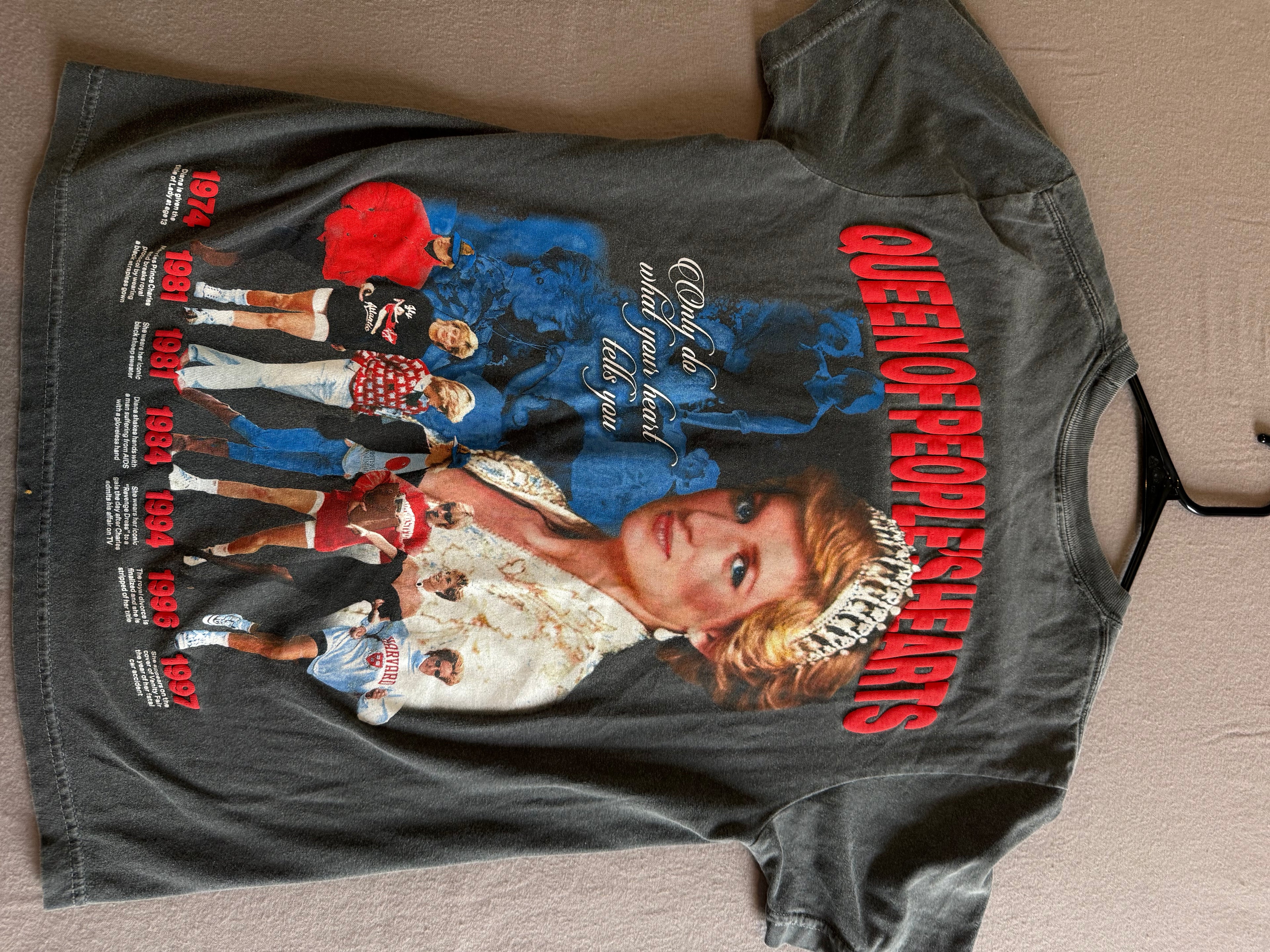 Princess Diana Queen of People’s Hearts Oversized Graphic Tee – Washed Charcoal