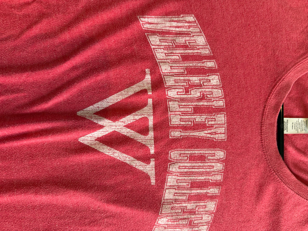 Wellesley College Distressed Red Graphic Tee – Women’s Medium