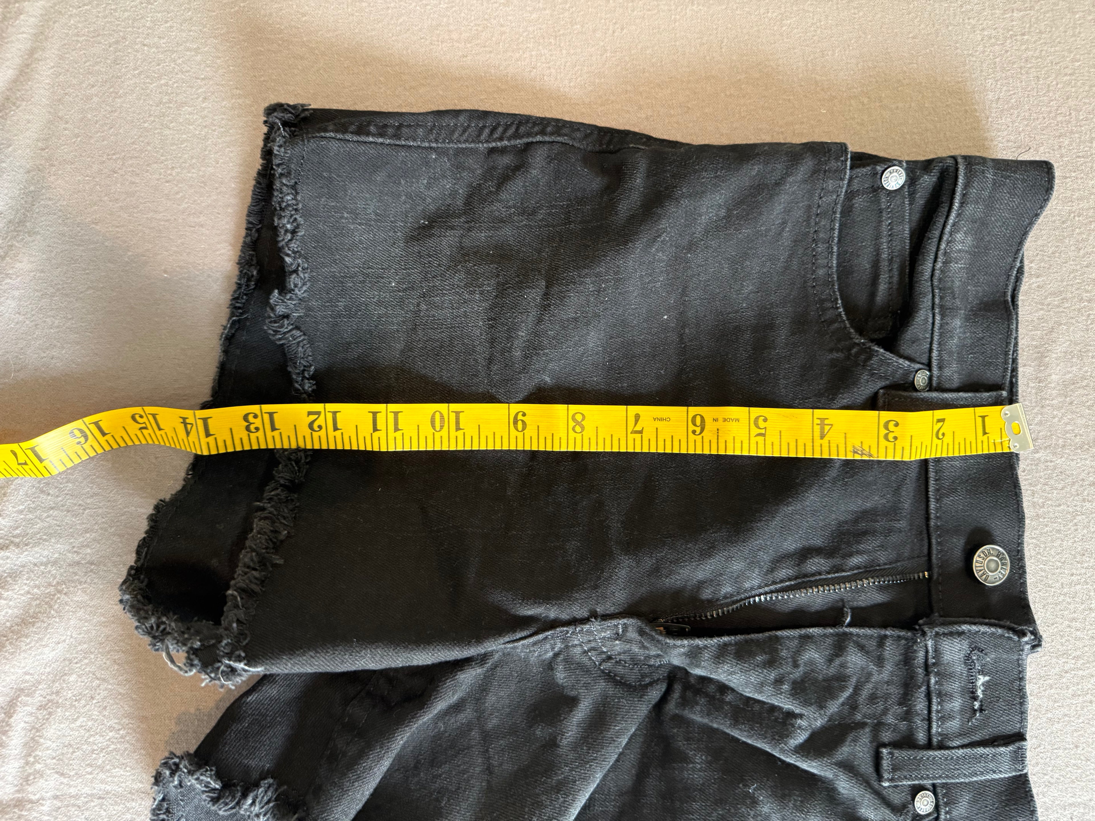 Harley-Davidson Black Denim Cutoff Shorts Size 26 Raw Hem Biker Moto