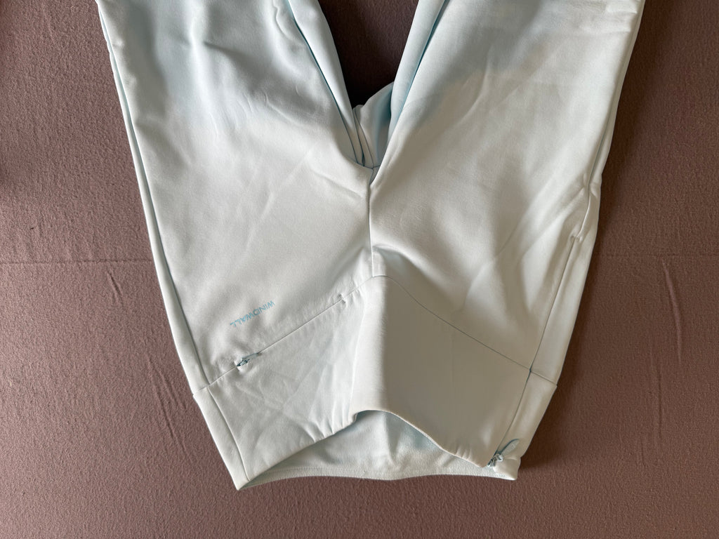 The North Face Women’s WindWall Softshell Flare Pants – Icy Blue – Size 0