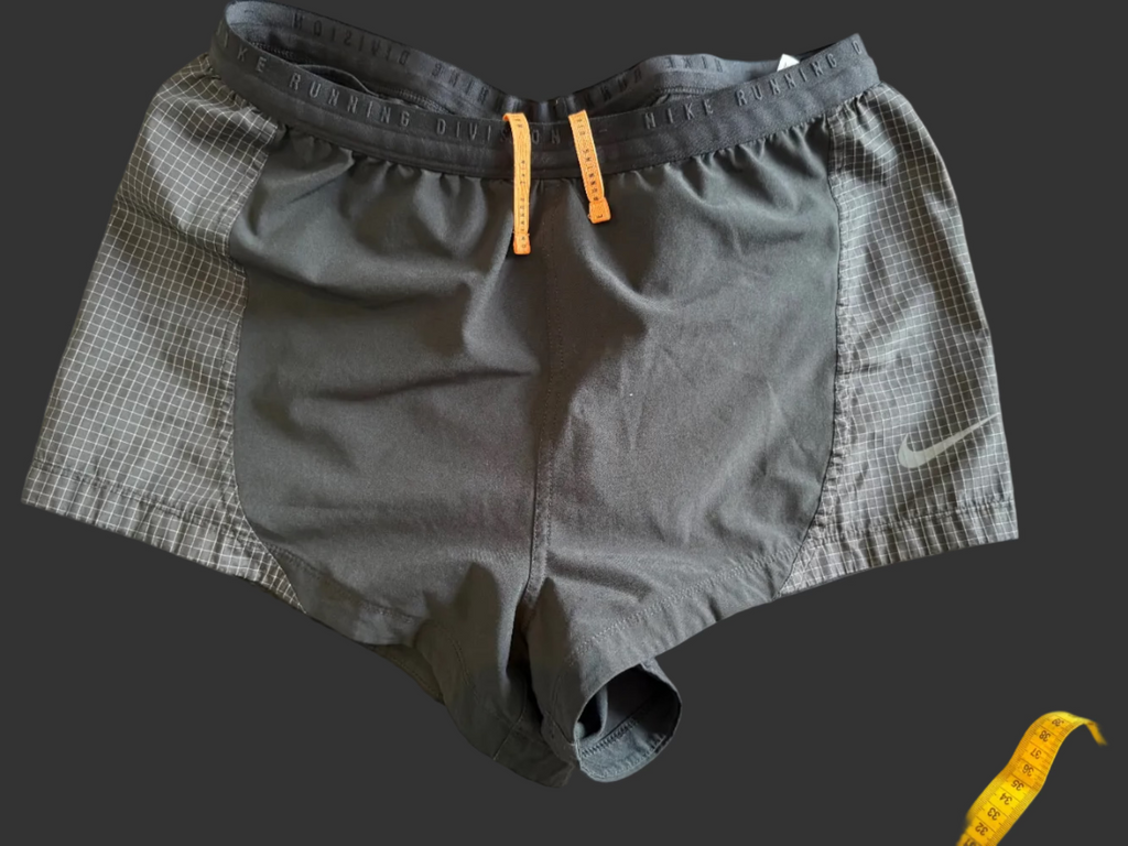 Nike Running Division Dri-FIT Black Gray Grid Performance Shorts Men’s M