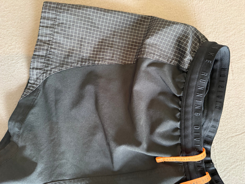 Nike Running Division Dri-FIT Black Gray Grid Performance Shorts Men’s M