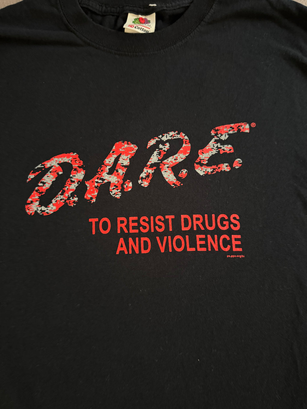 Vintage D.A.R.E. “To Resist Drugs and Violence” Black Graphic Tee – Medium