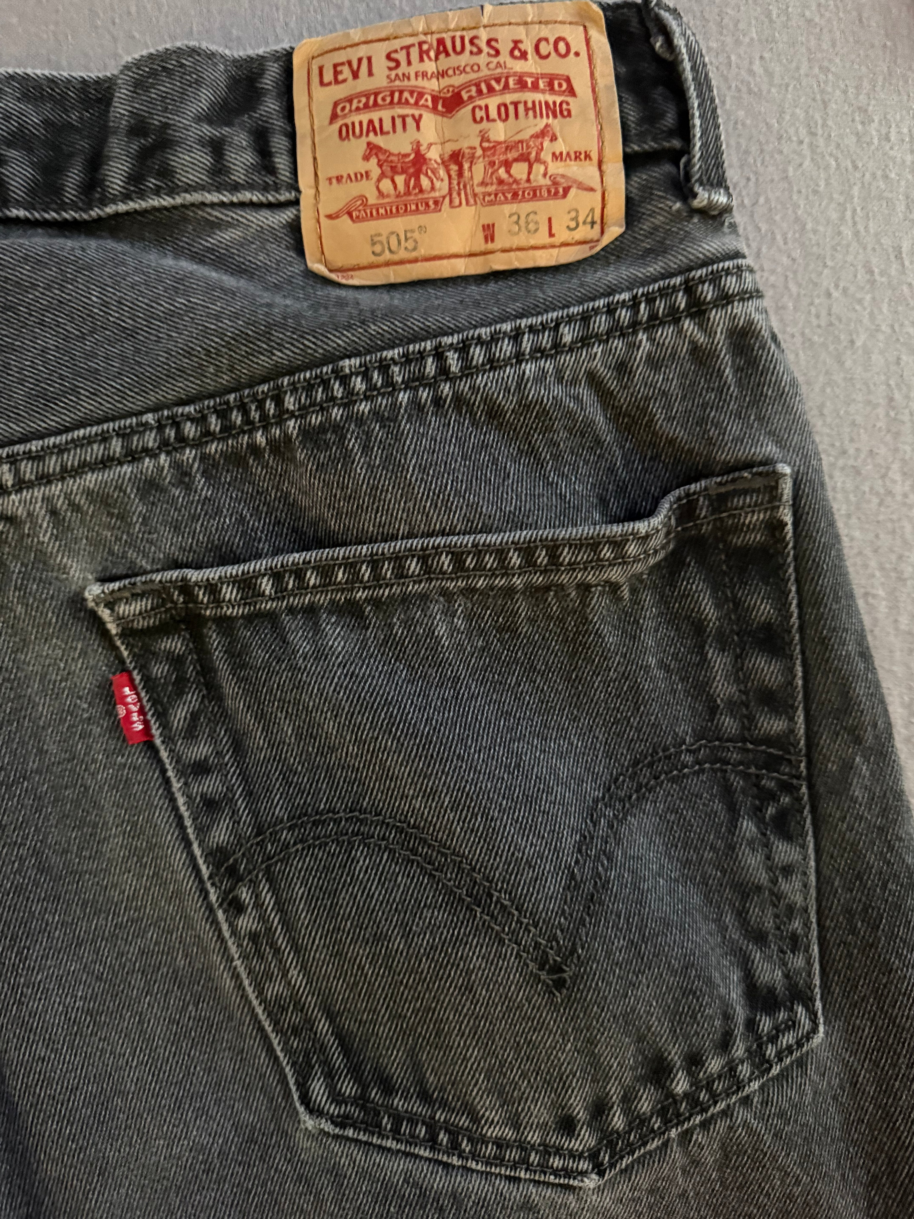 Levi’s 505 Black Washed Straight Leg Jeans – W36 L34