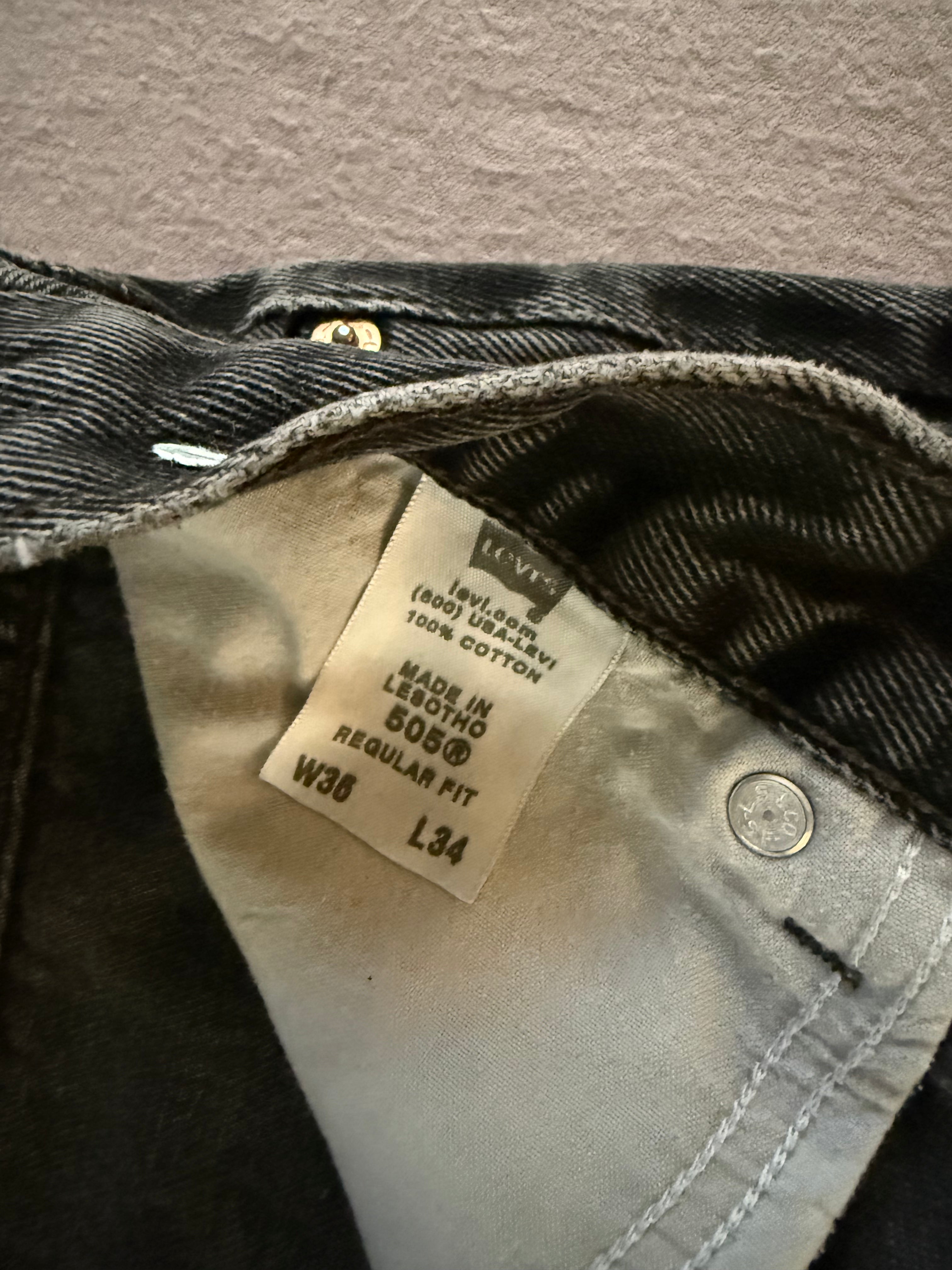 Levi’s 505 Black Washed Straight Leg Jeans – W36 L34