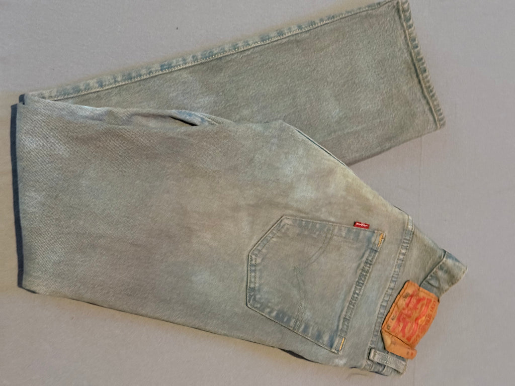 Levi’s 501 Original Fit Jeans W29 L32 Gray Wash Button Fly Straight Leg Denim
