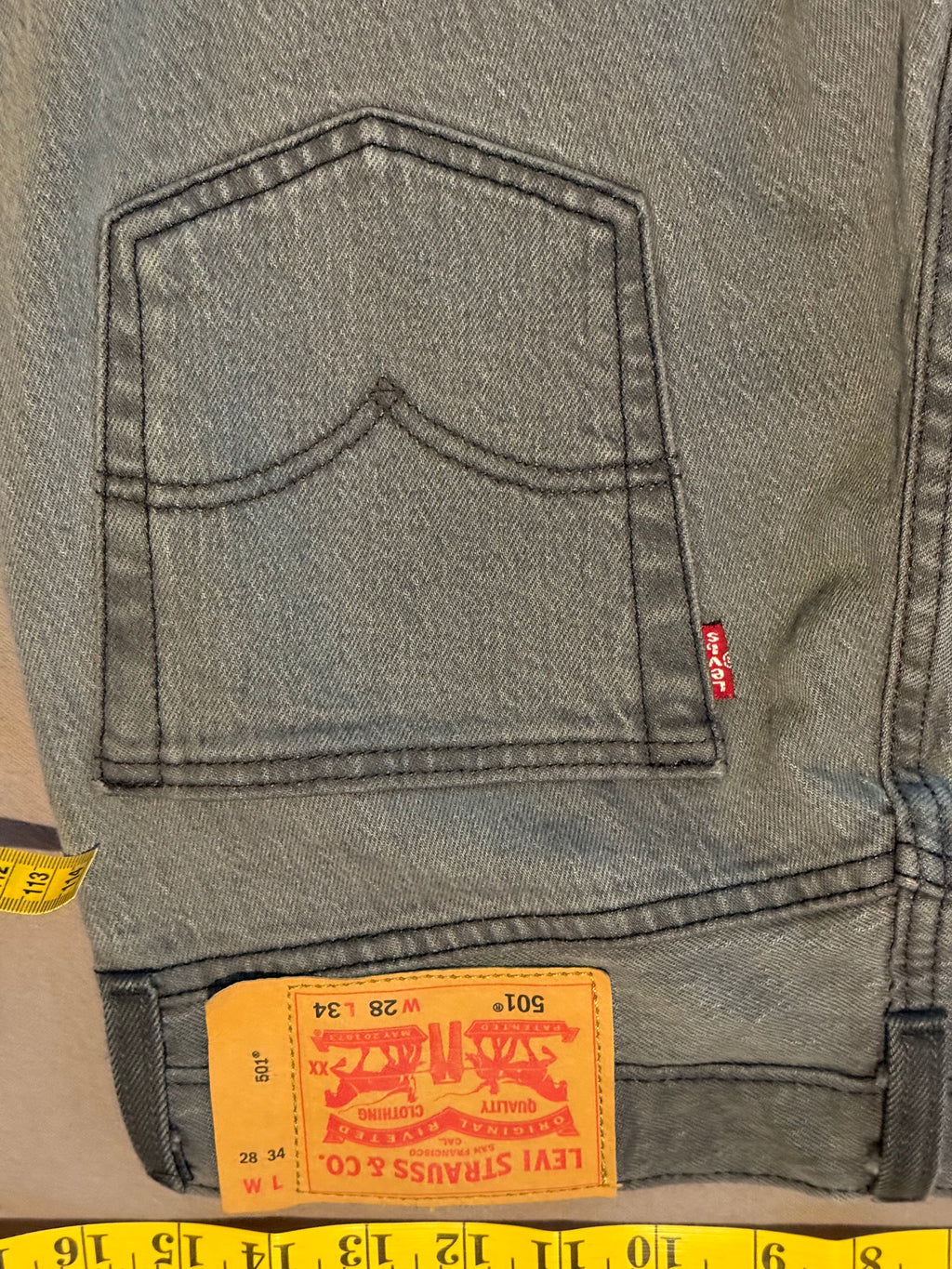 Levi’s 501 Original Jeans W28 L34 – Faded Charcoal Black Straight Leg Denim