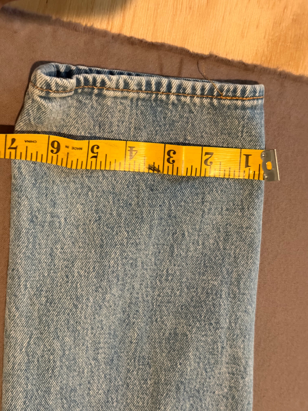 Levi’s 501 ST Light Wash Straight Leg Jeans – W28 L32 – Classic Button Fly Denim