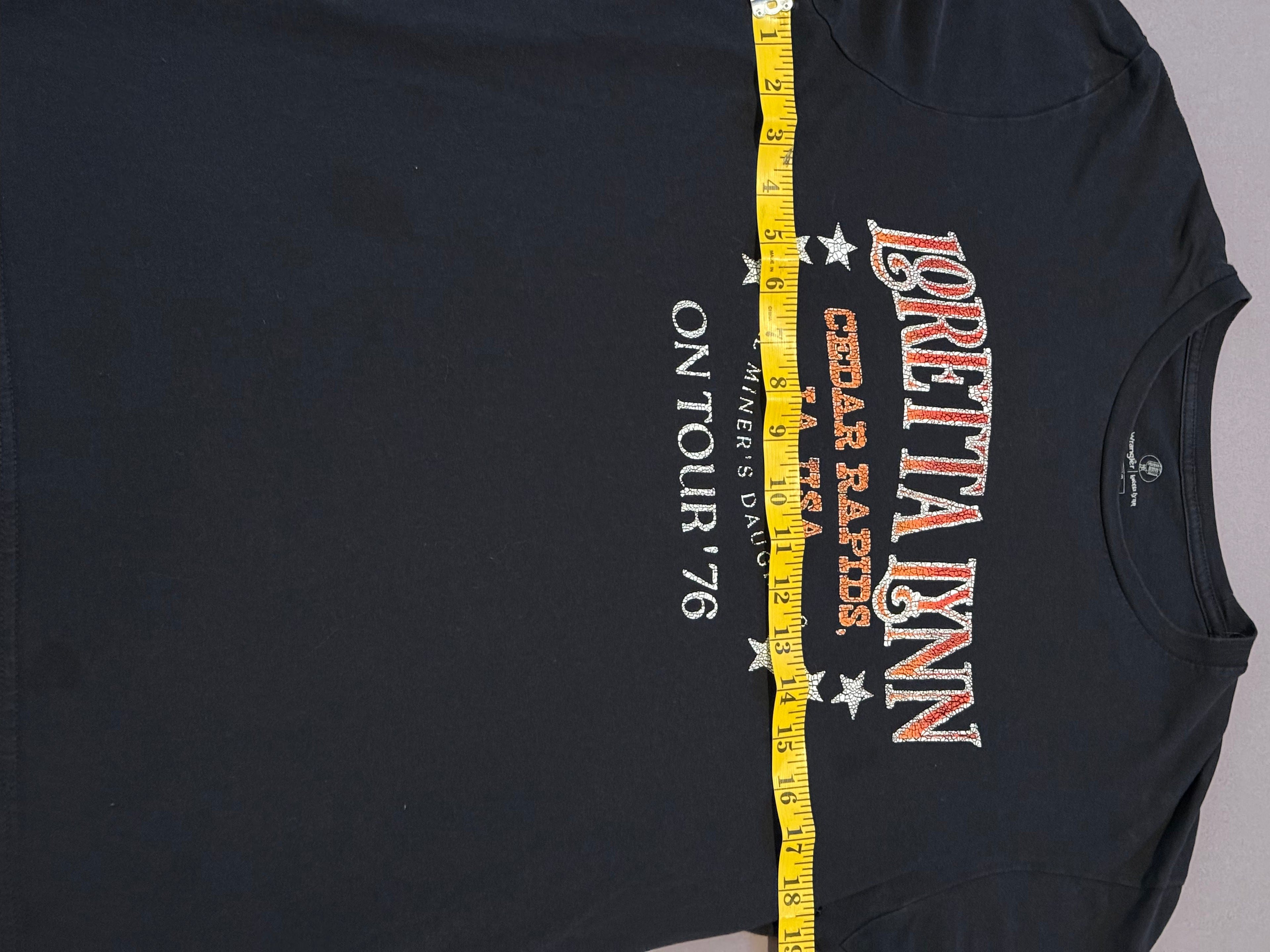 Wrangler x Loretta Lynn Coal Miner’s Daughter On Tour ’76 Graphic Tee – Small