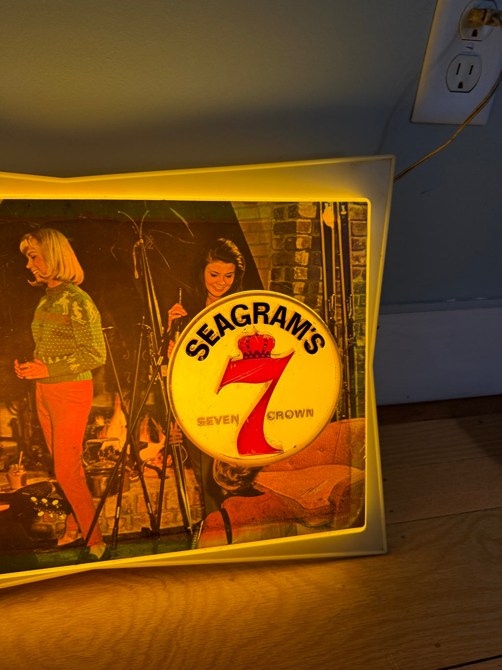 Vintage 1960s Seagram’s 7 Crown Illuminated Bar Sign – Mid Century Modern Tel-A-Sign Advertising Light
