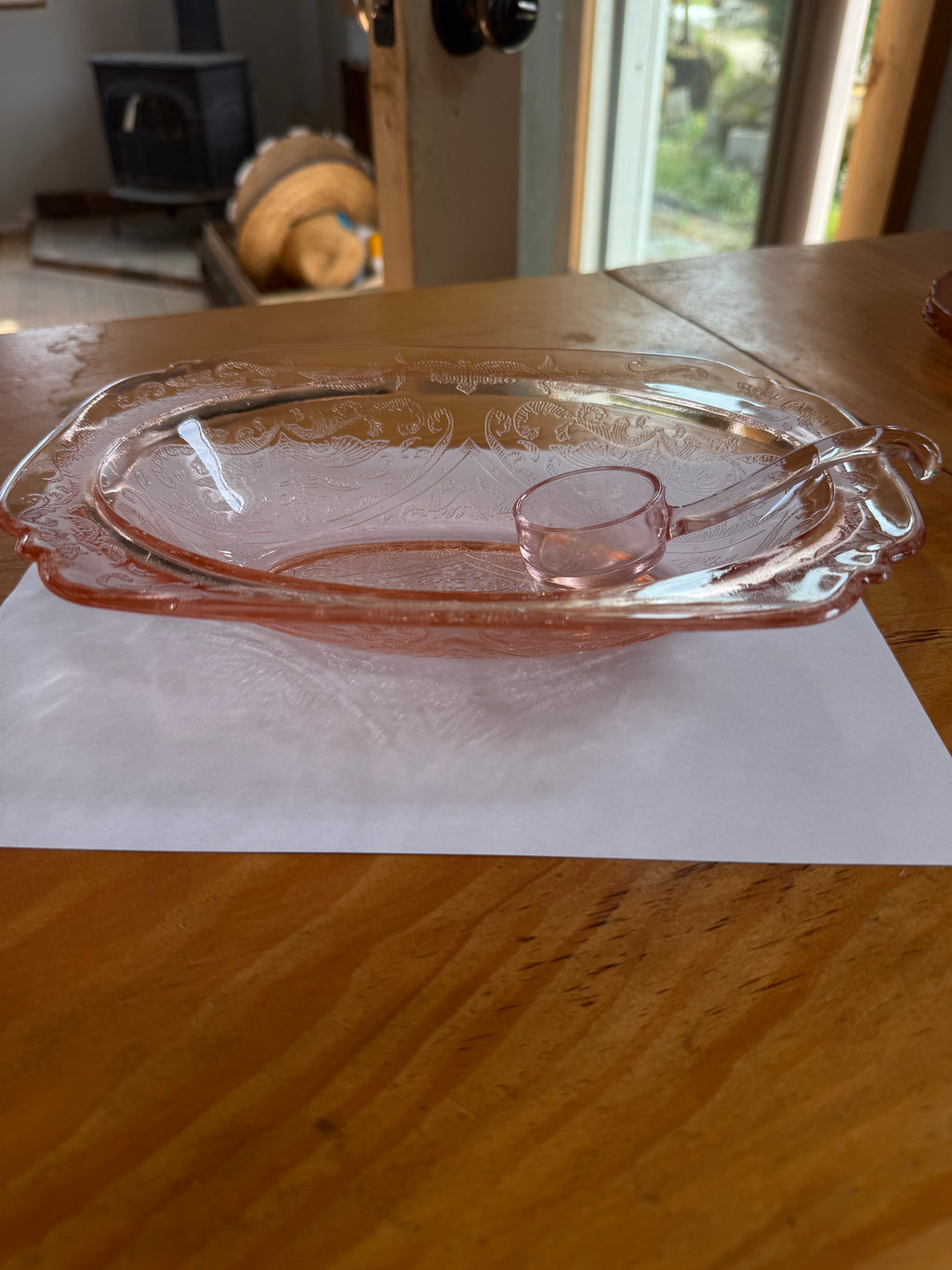 Vintage Pink Depression Glass Oval Dish with ladle – Ornate Floral Embossed Pattern – Scalloped Edge