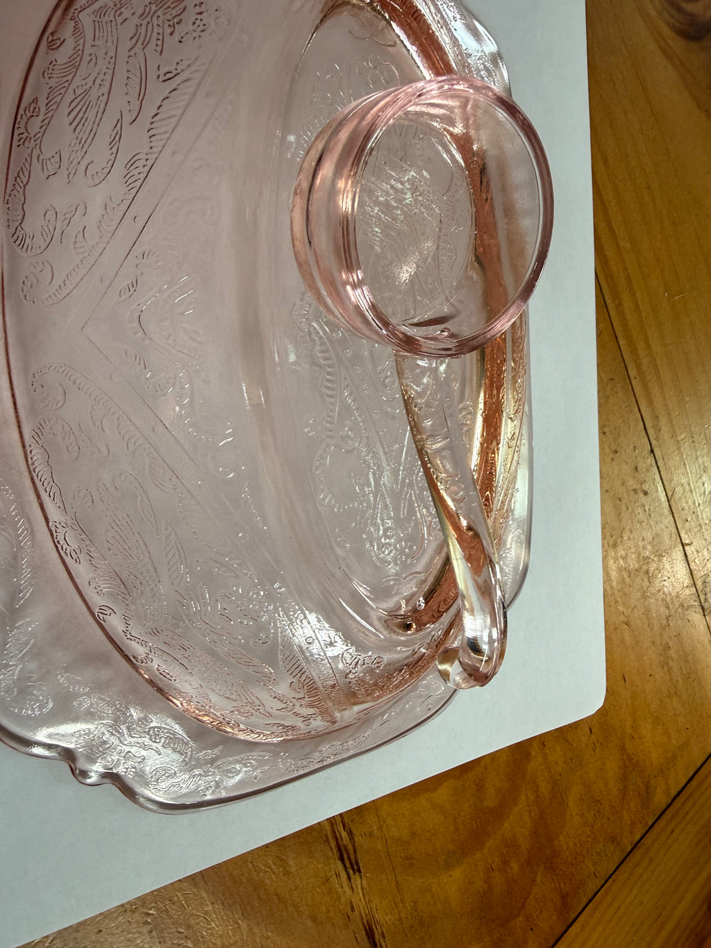 Vintage Pink Depression Glass Oval Dish with ladle – Ornate Floral Embossed Pattern – Scalloped Edge