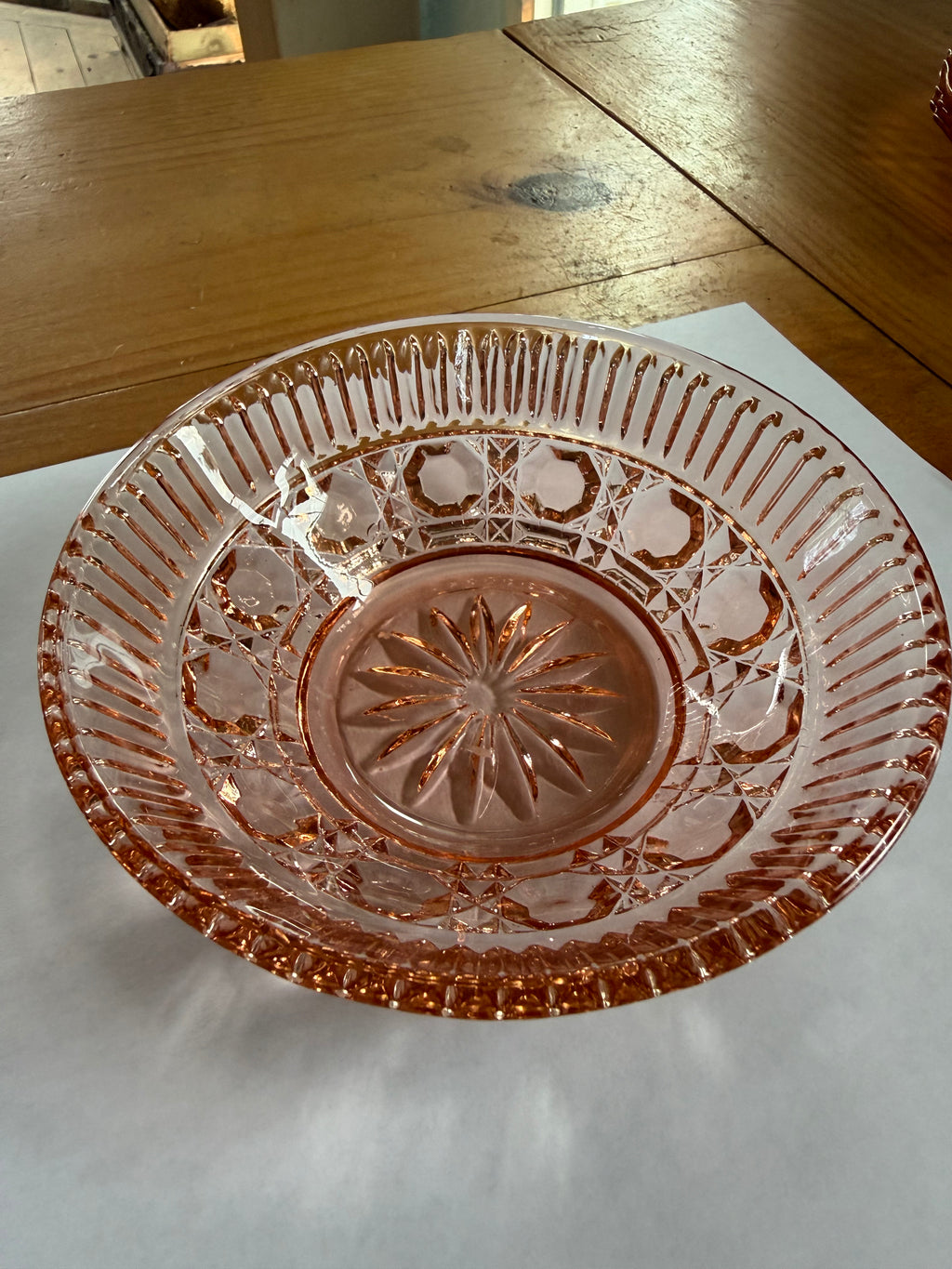 Vintage Pink Pressed Glass Serving Bowl – Starburst & Diamond Cut Pattern – Scalloped Rim – Retro Glassware