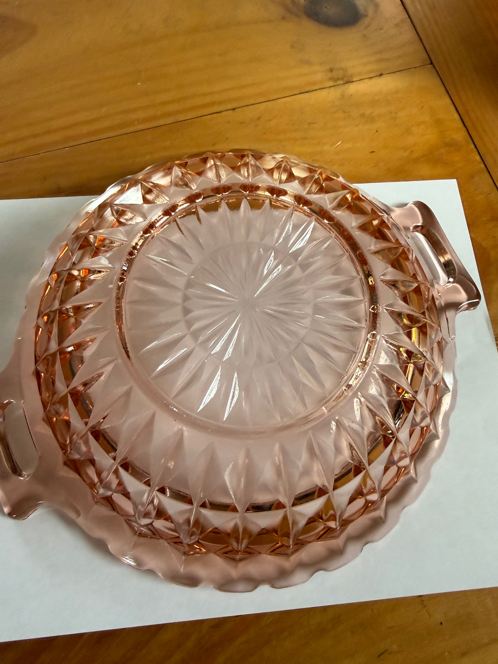 Vintage Pink Depression Style Glass Bowl – Ornate Starburst Diamond Pattern Scalloped Edge
